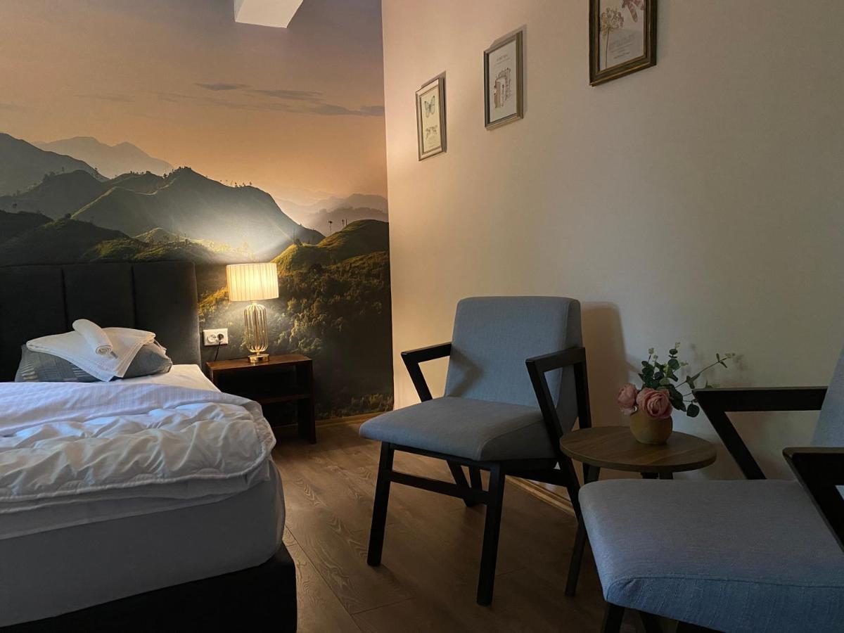 Hotel Neda Galichnik Galicnik ภายนอก รูปภาพ