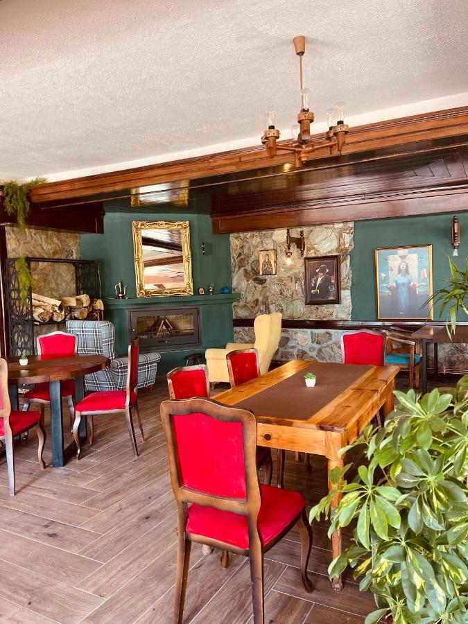 Hotel Neda Galichnik Galicnik ภายนอก รูปภาพ